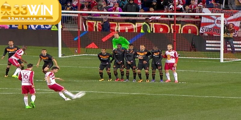 Vị trí thực hiện đá phạt gián tiếp trong bóng đá phụ thuộc vào nơi xảy ra lỗi